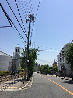 六甲駅方面から来た時の風景